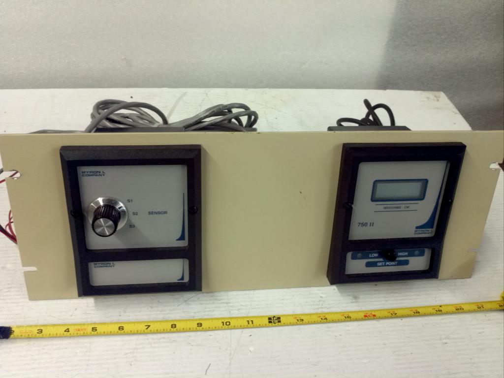 Myron L Co 750 II Series Conductivity TDS Control Panel and Sensor