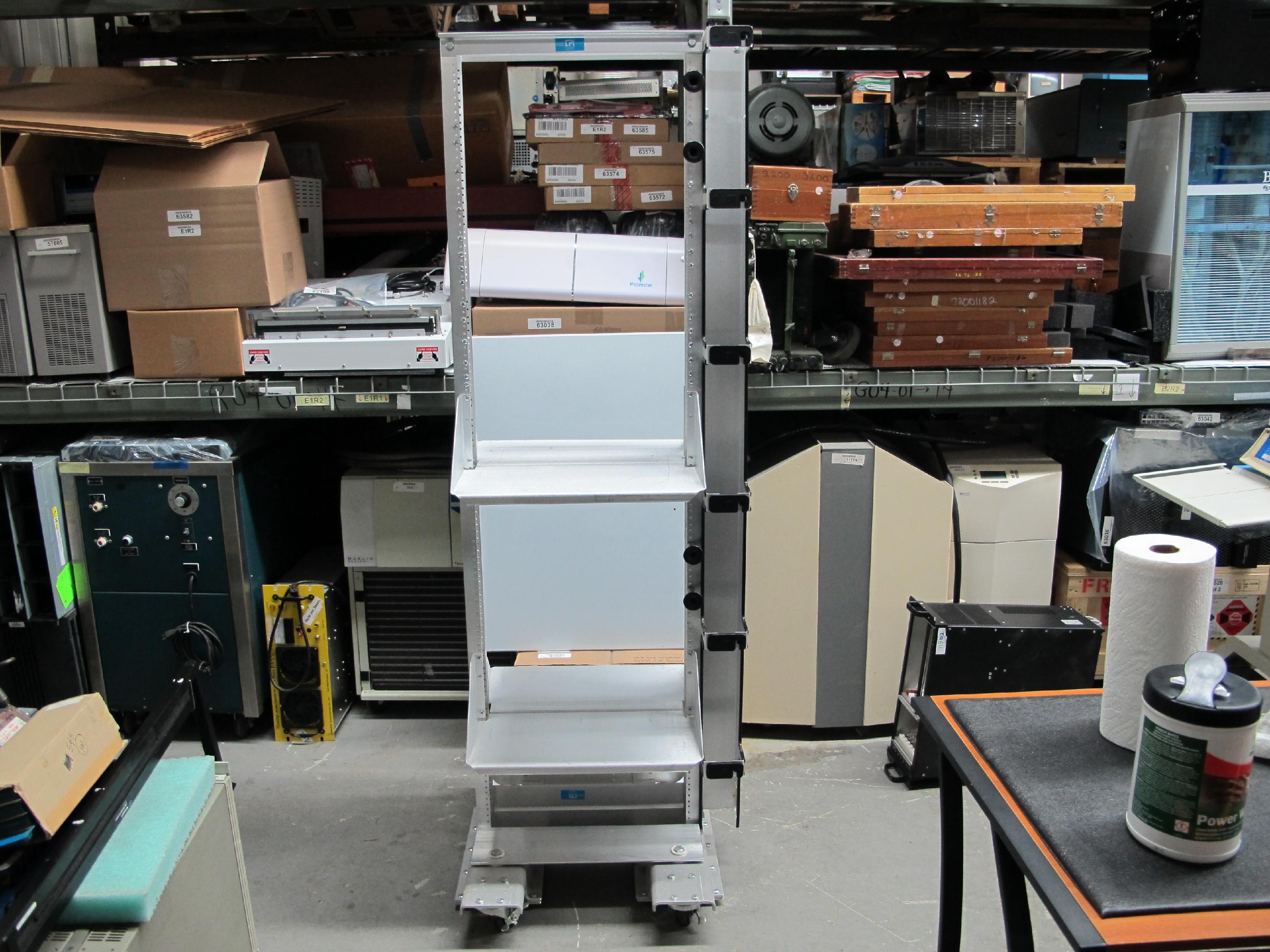 CPI CHATSWORTH ALUMINUM 6 ft RACK WITH ACCESSORIES (dolly rack with