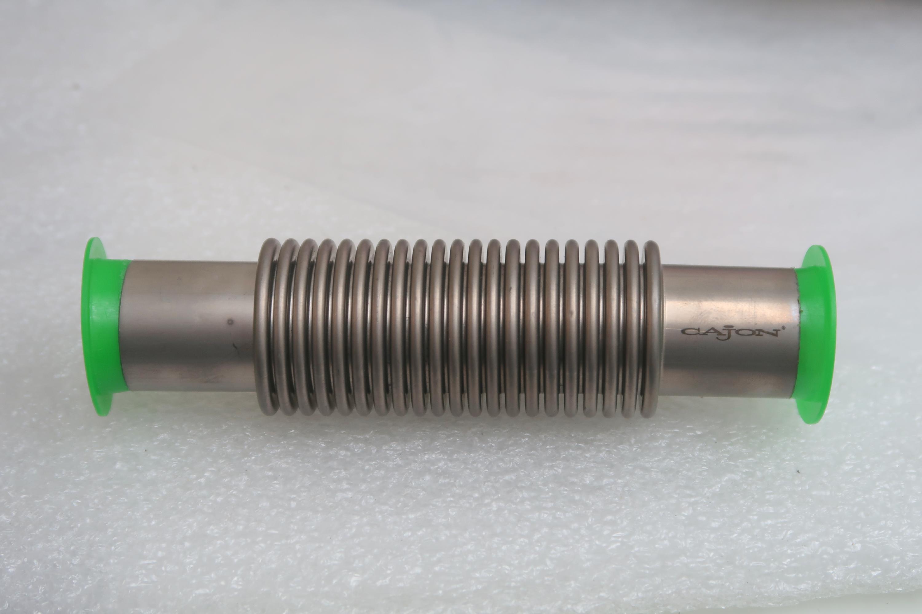 Swagelok/Cajon 321 Stainless Steel Flex Tubing 32112X3 Vacuum