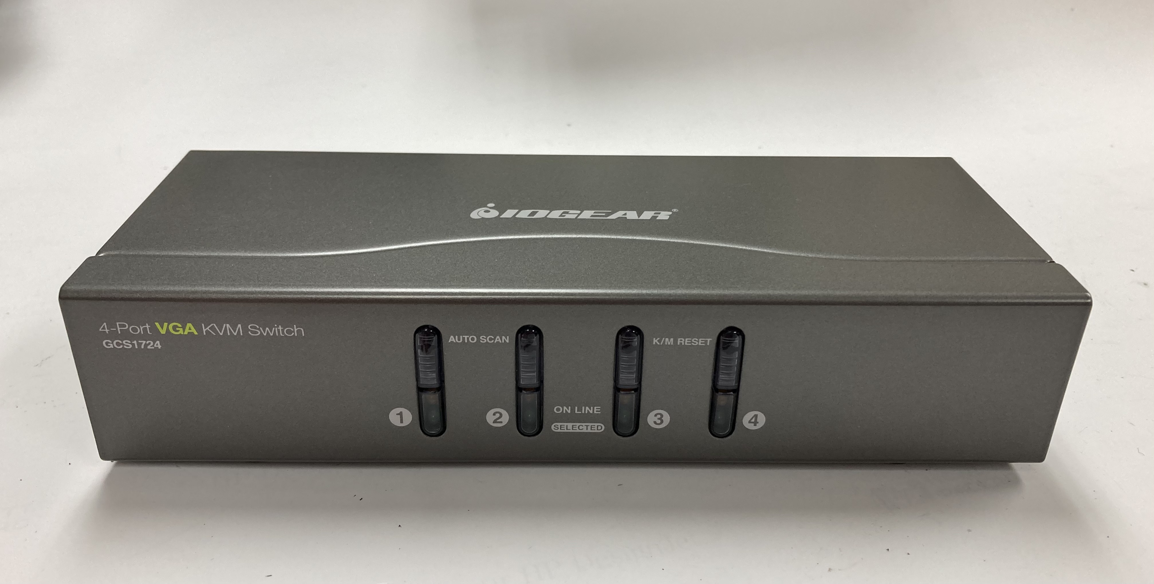 Iogear 4Port VGA KVM Switch GCS1724 Servers and Switches BMI Surplus