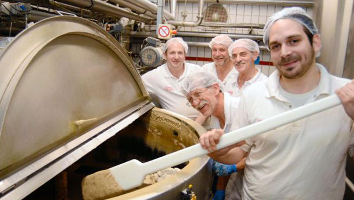 Junge Die Bäckerei Mission, Zusatzleistungen und Unternehmenskultur