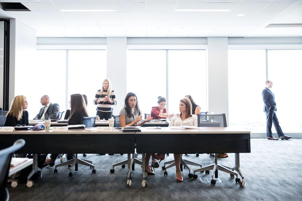 Worldwide Express Mission, Benefits, and Work Culture