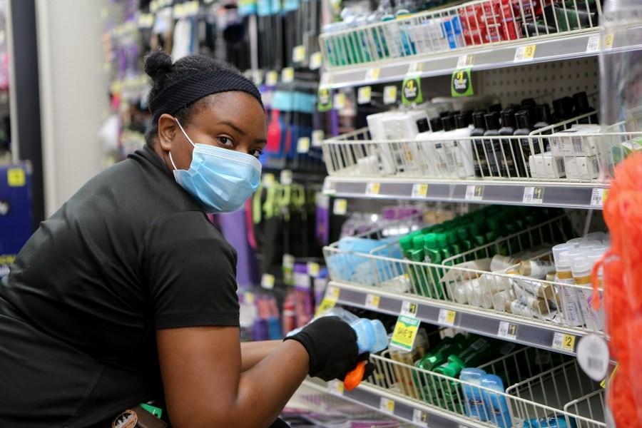 Dollar General Mission, Benefits, and Work Culture