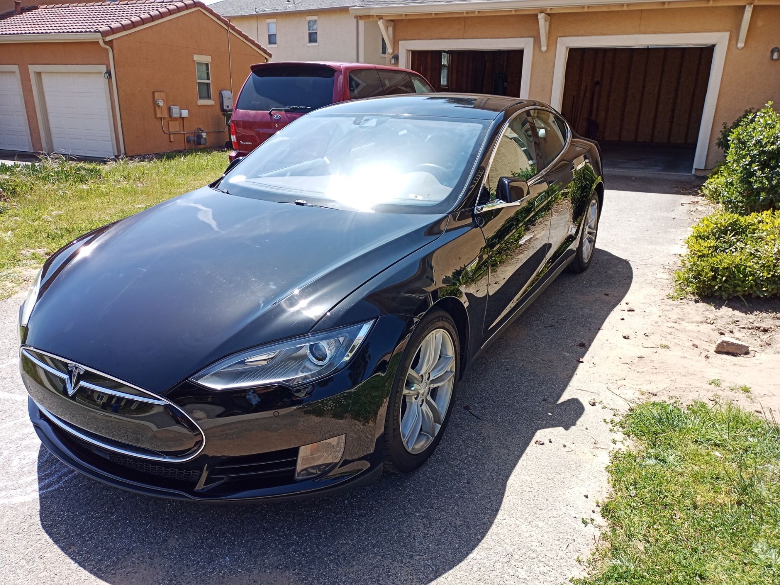 2015 Tesla Model S 70D - Find My Electric