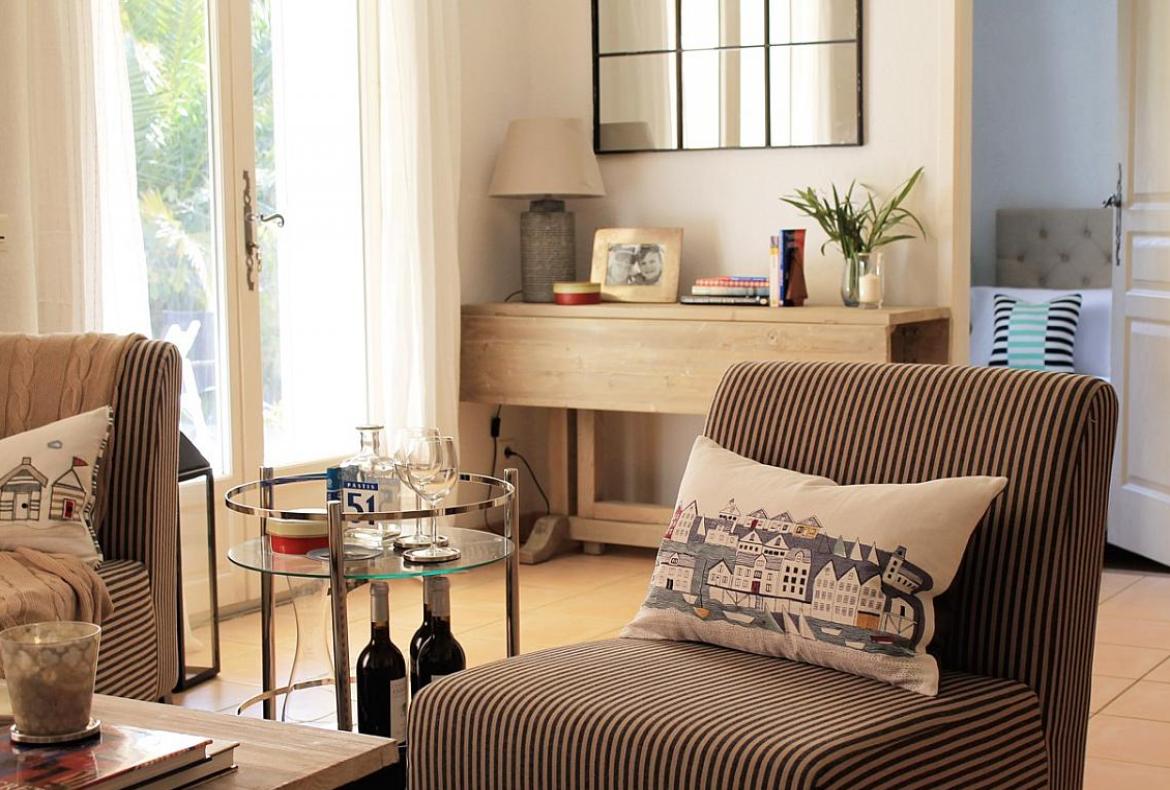 Morningside Quaint villa located in Bandol with all amenities and a