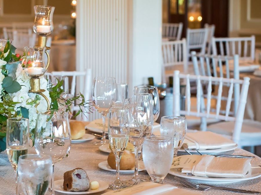 Charitybuzz Golf Threesome at Wheatley Hills in East