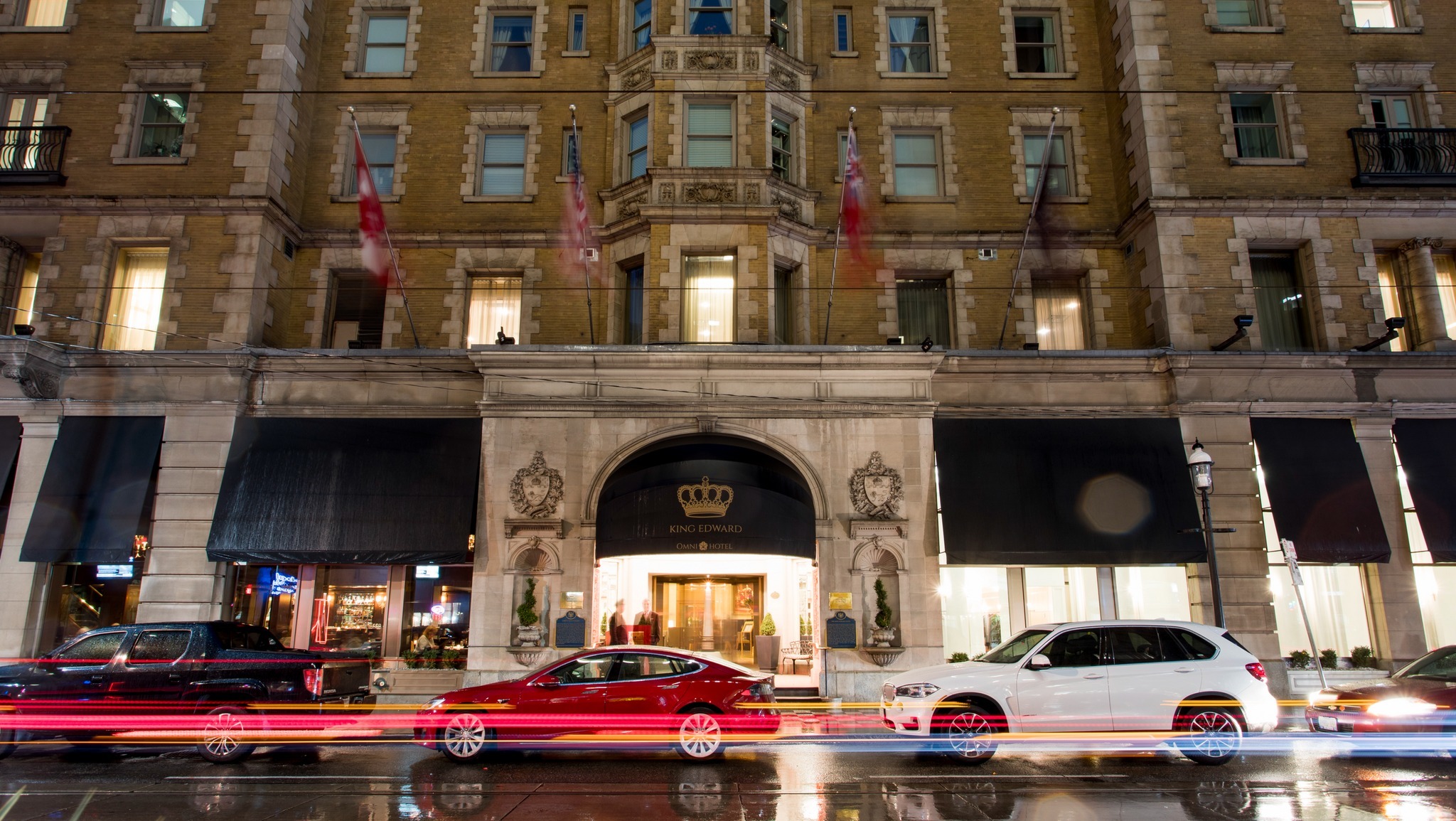 Charitybuzz 1 Night Stay & Breakfast for 2 at Omni King Edward Hotel