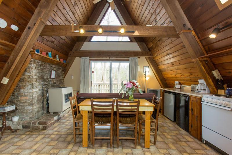 Charitybuzz 5 Night Cottage Stay at Montfair Resort Farm in Crozet, Virginia