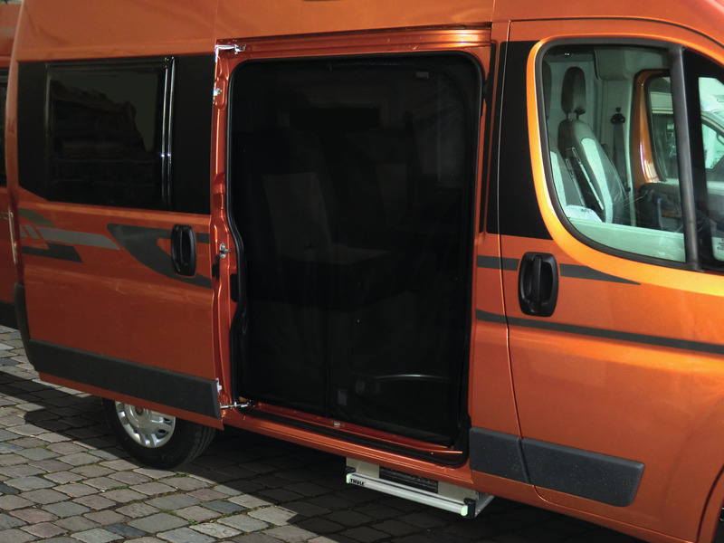 Zanzariera Per Porta Scorrevole Fiat Ducato Peugeot Boxer Citroen Jumper Ab Bj Zanzariere Per Furgonati Finestre Oblo Heki Ventilazione Airvent Accessori Campeggio Reimo Italiano