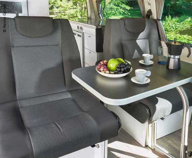 V1000 575 re.+li.weiss,KR Single Rock and Roll Bed, Single Camper Bed