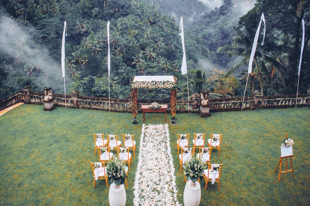 Special Intimate Romantic Small Bali Wedding Packages