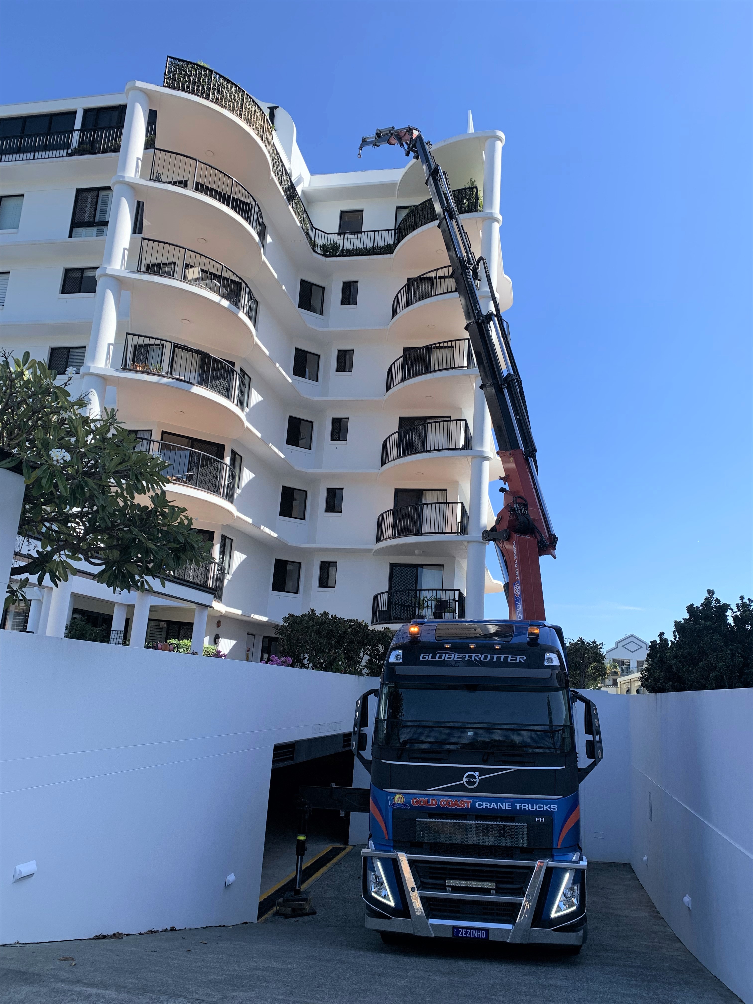 No. 1 Crane Trucks Hire In Gold Coast Crane Truck Gold Coast Crane