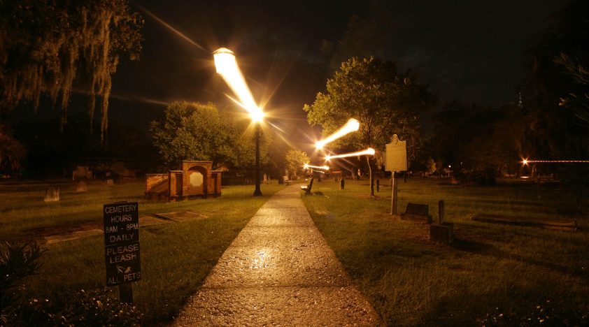 Boozy Ghost Tour of in Seattle from 28 Peek