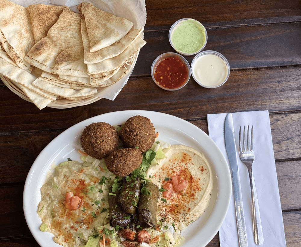 Kabobchi Serves Beef Kabobs in Chicago, IL 60614