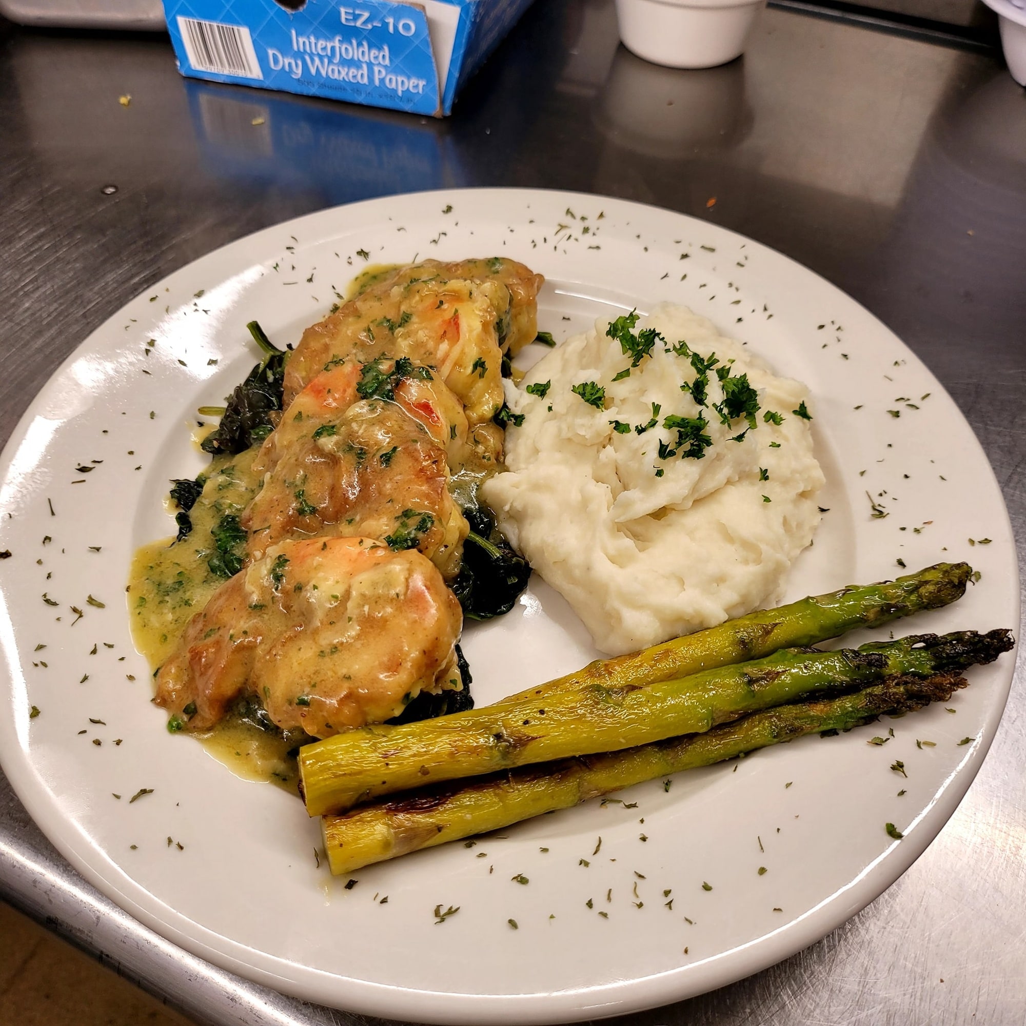 Sammy's Restaurant Serves Chicken in Westbrook, CT 06498