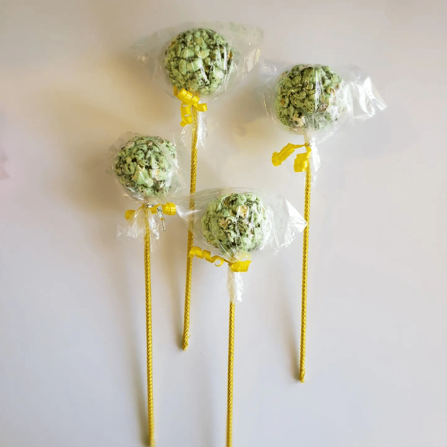 Mya's Gourmet Popcorn Offers Oreo Popcorn in Columbia, MO 65203