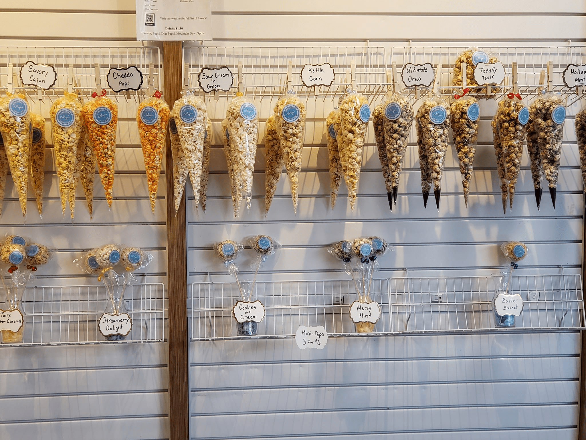 Mya's Gourmet Popcorn Offers Oreo Popcorn in Columbia, MO 65203