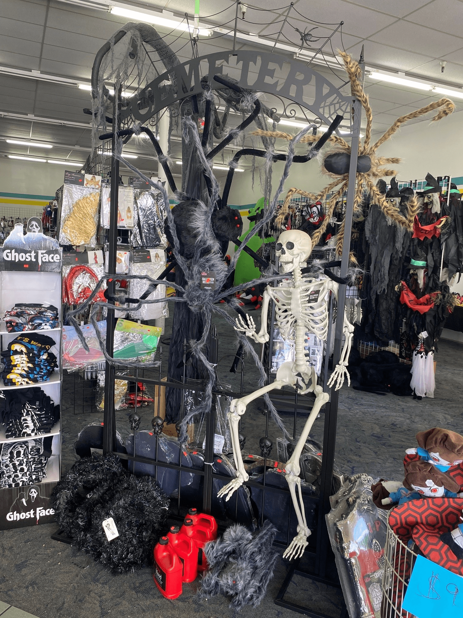 Halloween Discounters Offers Wig Accessories in Yucaipa, CA 92399