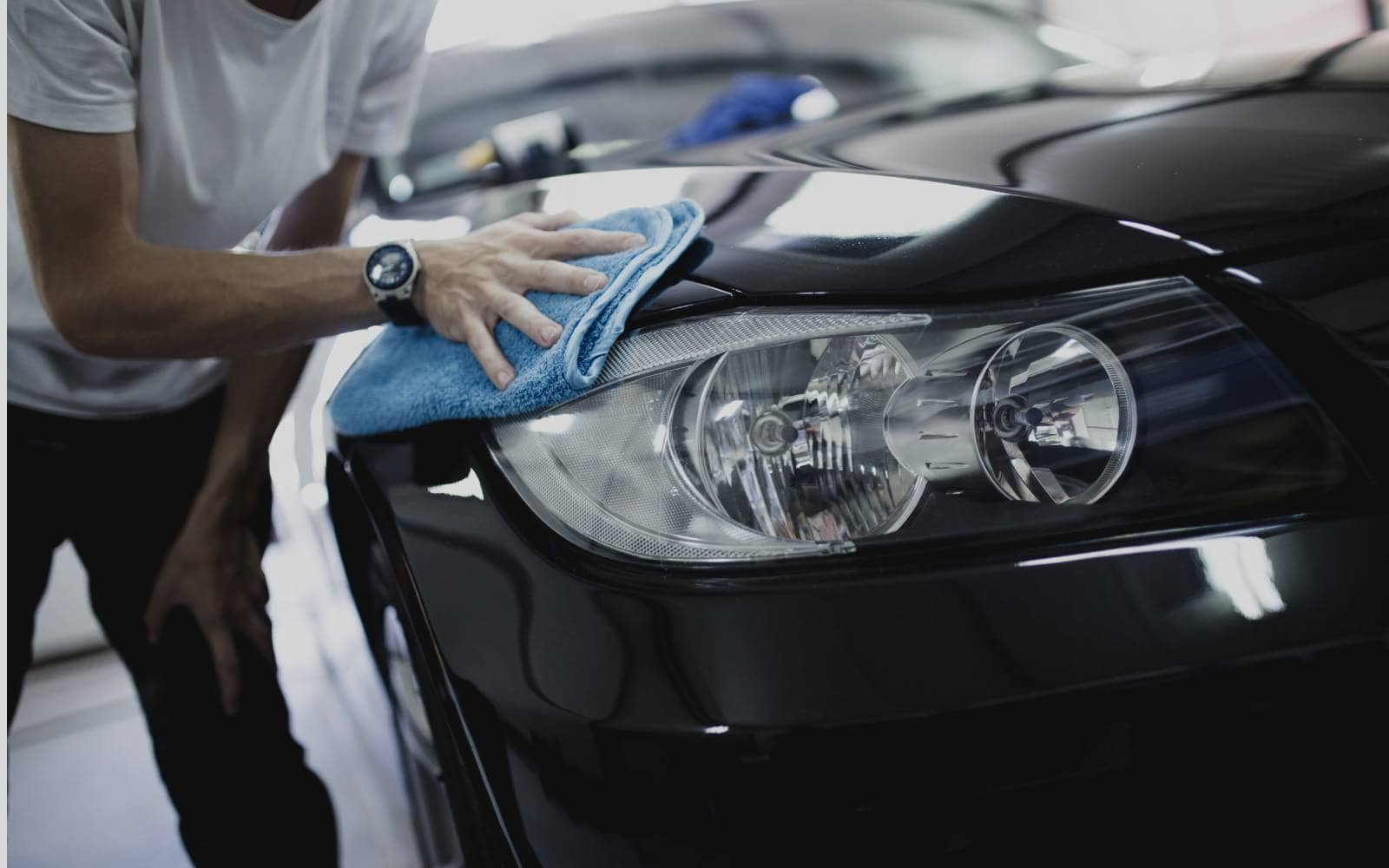 Francisco Urcino Mobile Auto Detailing Offers Mobile Auto Detailing in