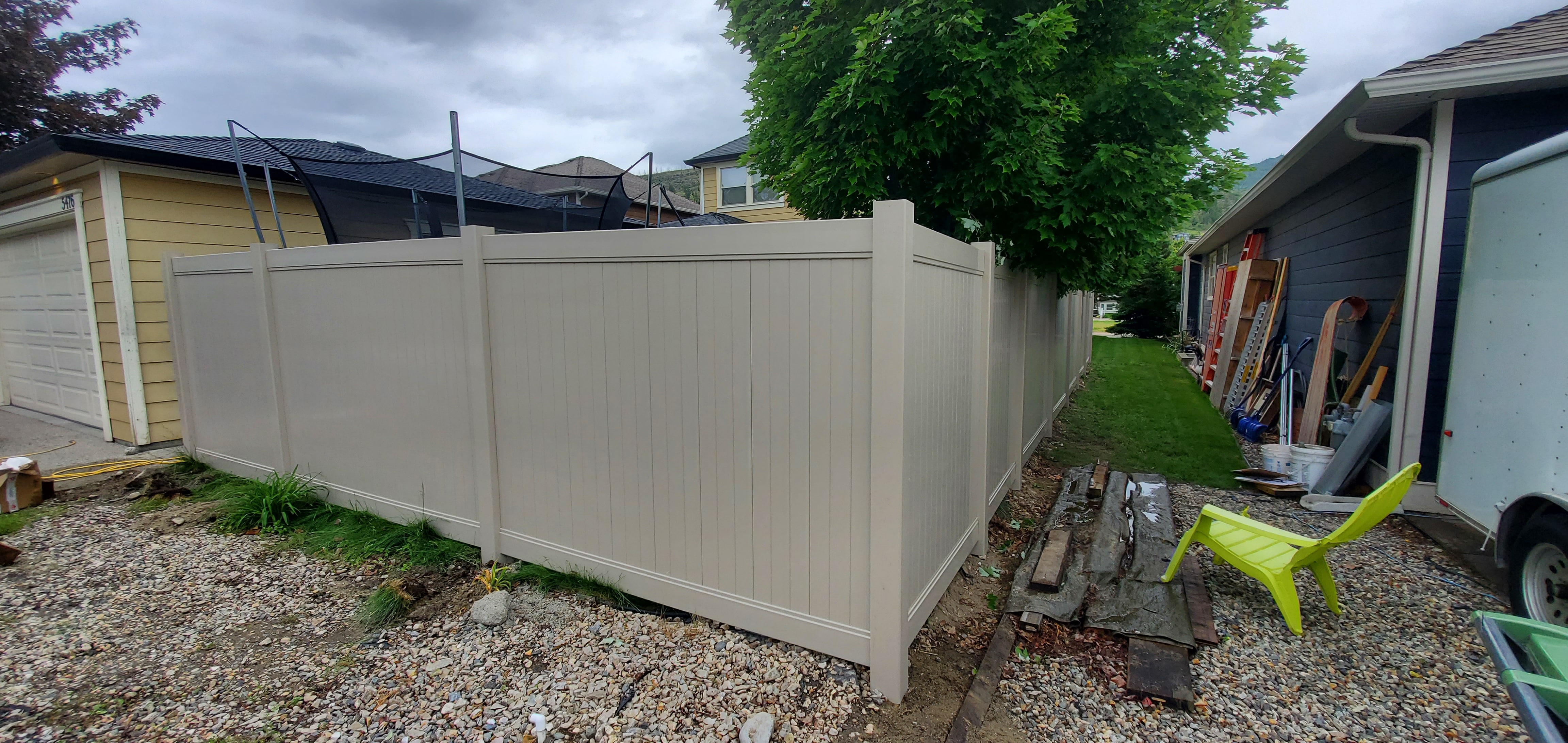 Okanagan Vinyl Fencing & Retaining Walls Offers Vinyl Fence Repairs in