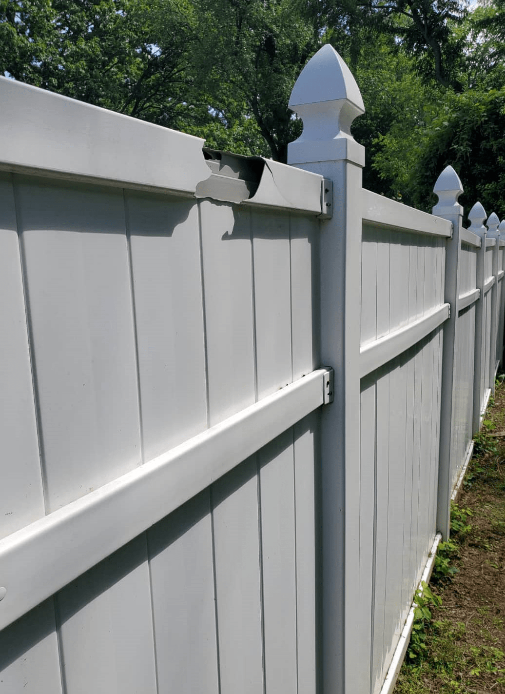 Mega Fencing LLC Offers Vinyl Fence Repairs in Irvington, NJ 07111
