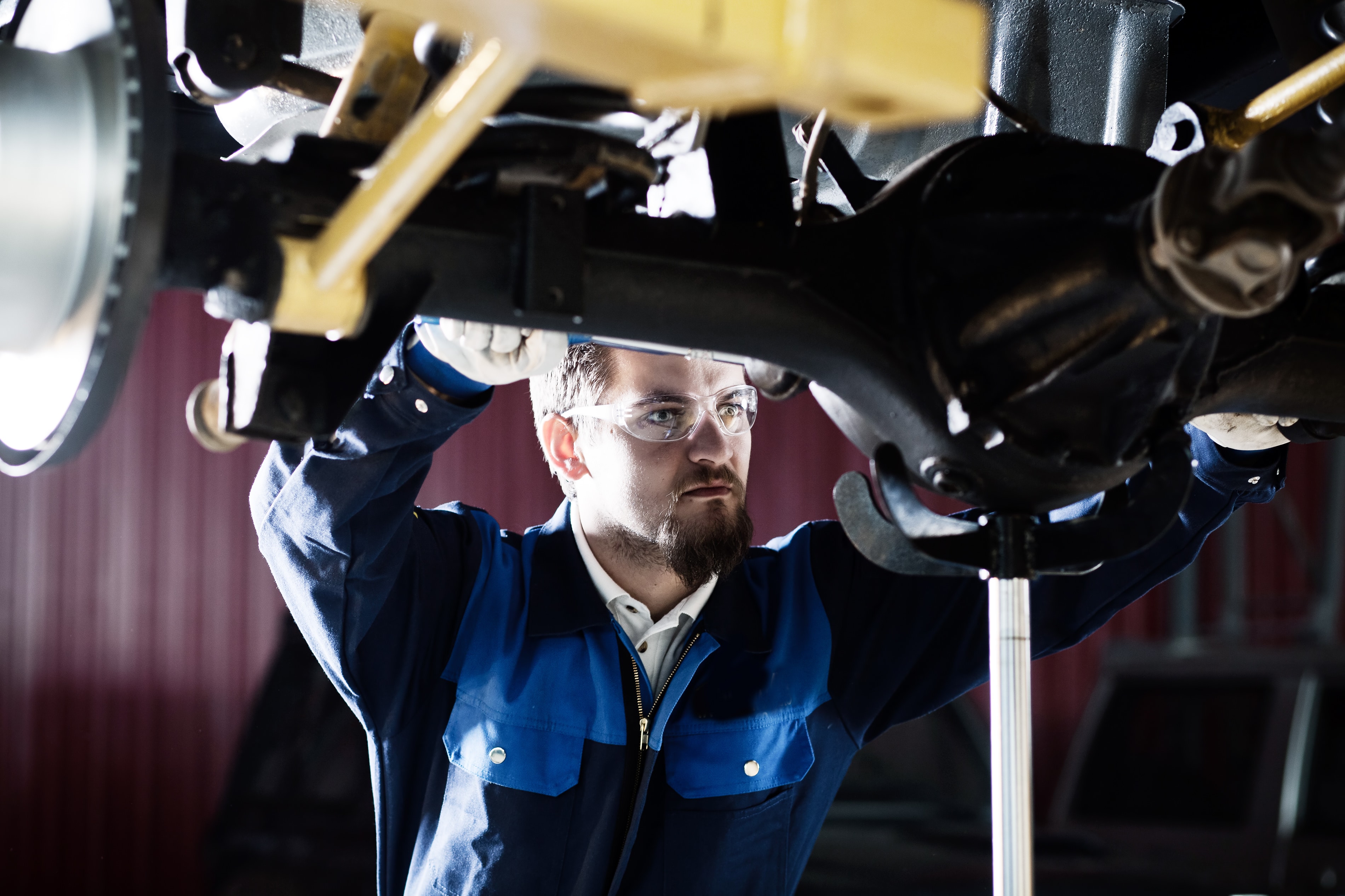 Glenn's Automotive Repair and Maintenance Does Engine Repairs in Las Vegas, NV 89115