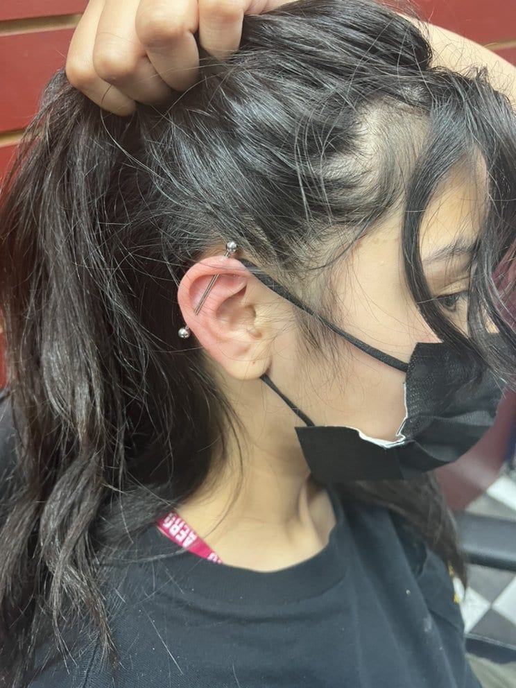 Sugandi Piercings & Tattoo Supplies Offers Gold Body Jewelry in North