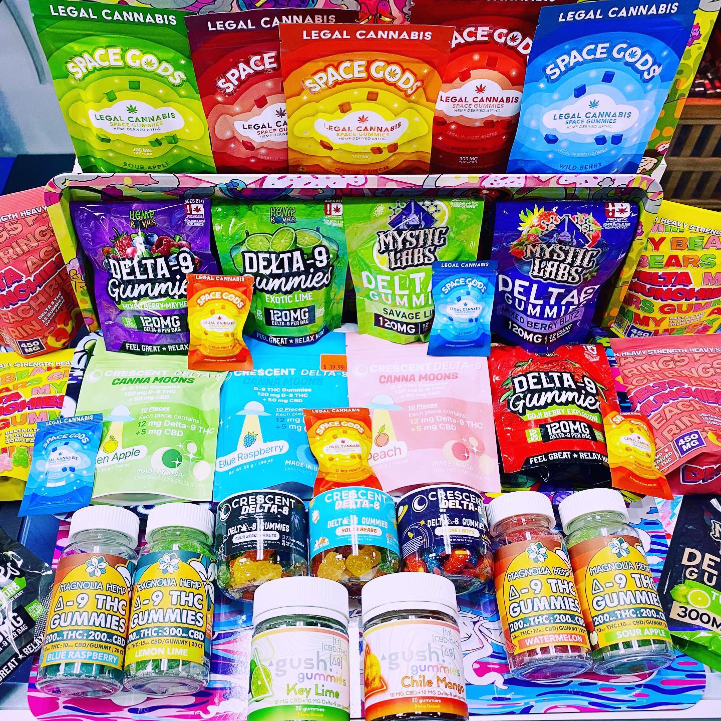 X Smoke Shop Offers Water Pipes in New Orleans, LA 70118