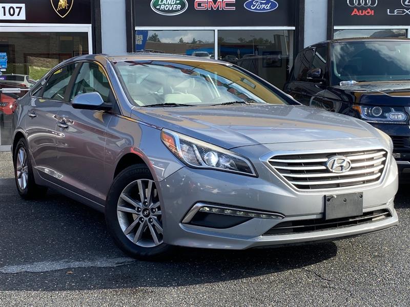 Carlax Used Car Dealer is a Truck Dealership in Laurel, MD 20707