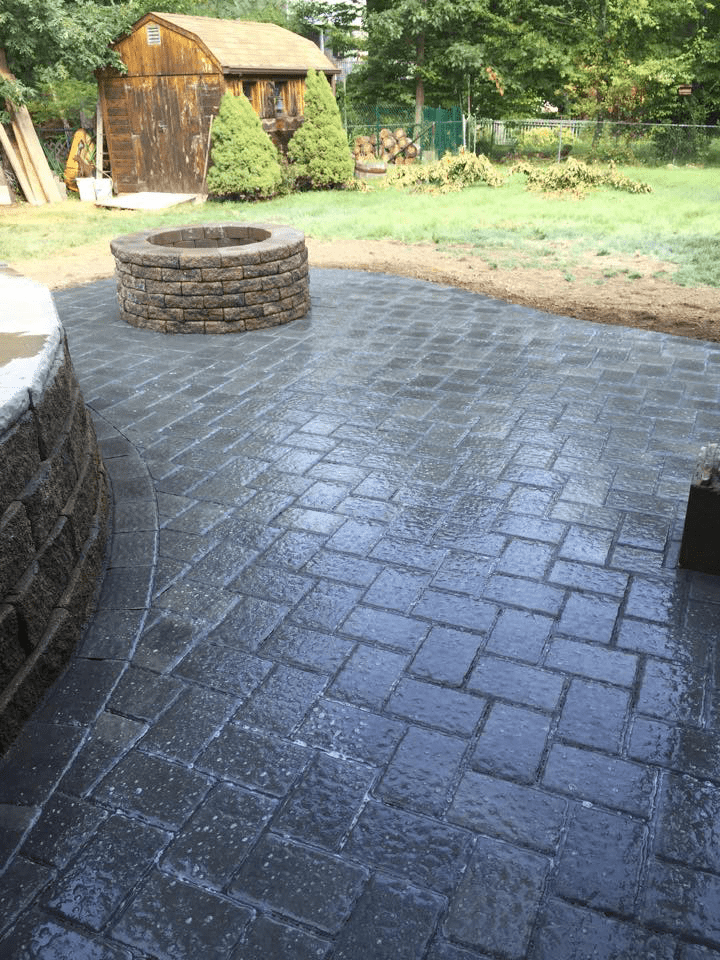 Superior Lawns and Landscaping Offers Landscape Lighting Services in