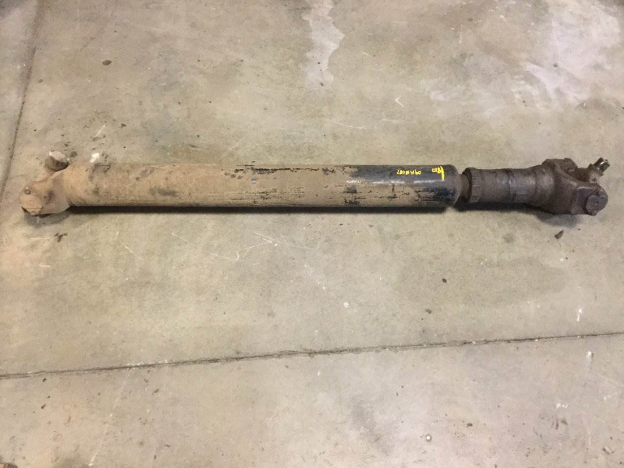 2009 Spicer RDS1810 Rear Drive Shaft for a Kenworth T800 For Sale