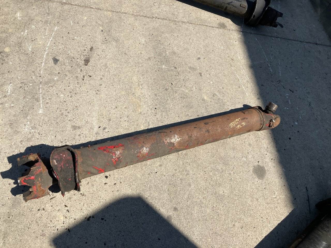 2003 Spicer RDSSPL170 Rear Drive Shaft for a International 9400 For