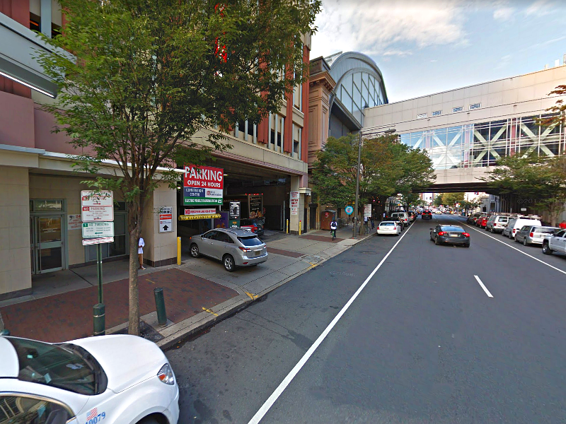 1100 Arch St. Parking ParkWhiz