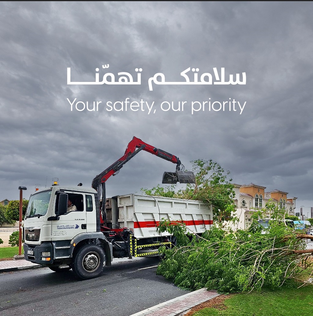 Dubai Municipality responds to over 100 emergency reports due to rainstorm