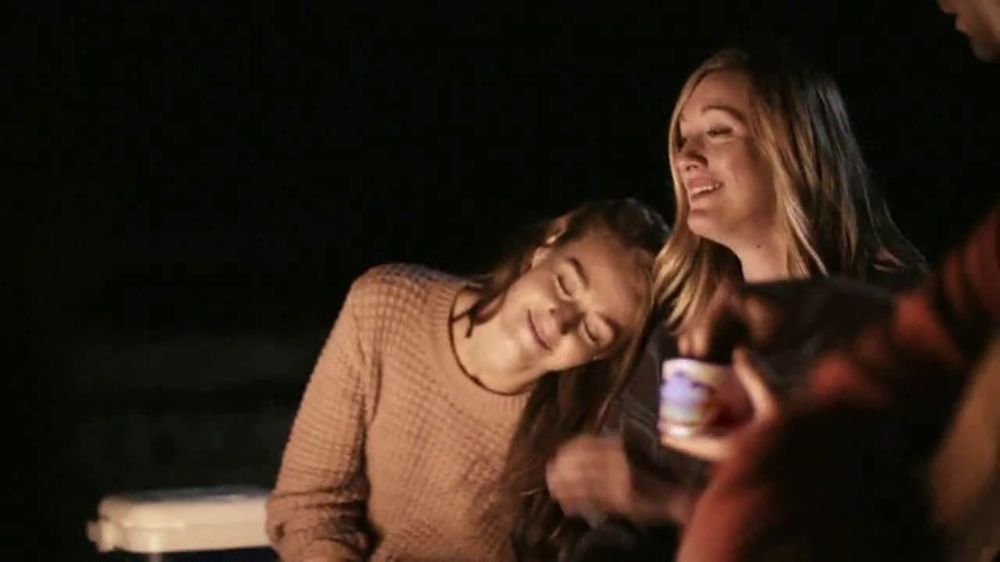 Blue Diamond Almonds TV Commercial, 'Beach' iSpot.tv