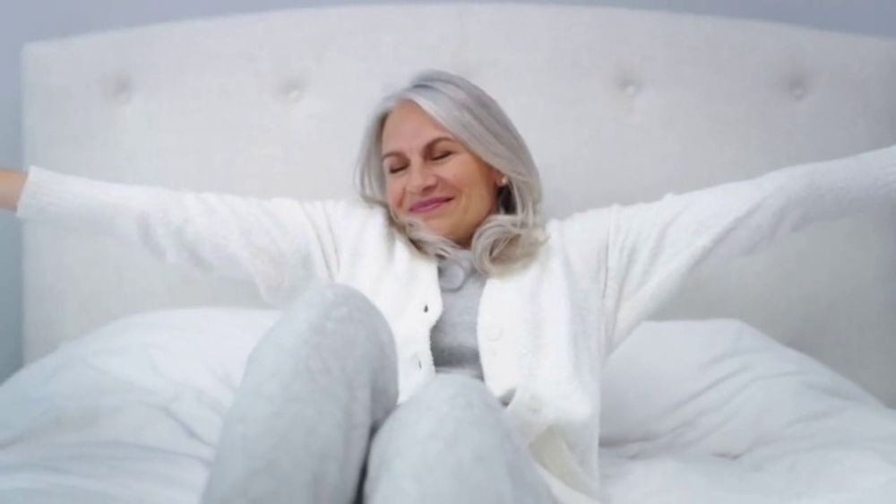 Mattress Firm TV Commercial, 'Fan Favorite Deals Extended Free