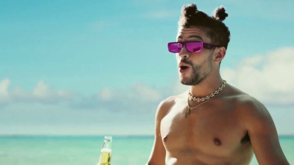 Corona Extra TV Commercial, 'Speaker Phone' Featuring Snoop Dogg, Bad