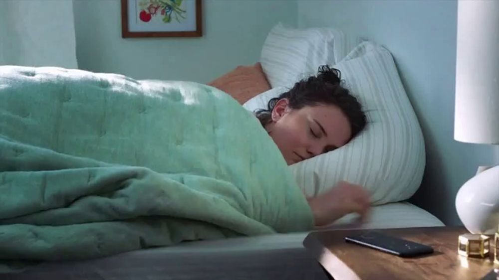 Garden of Life Women's Probiotics TV Commercial, 'Be a More Regular