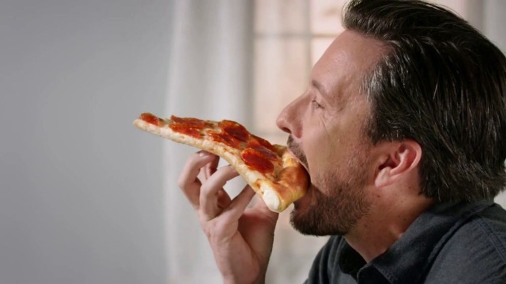 Pizza Hut Original Stuffed Crust TV Commercial, 'Crust First' iSpot.tv