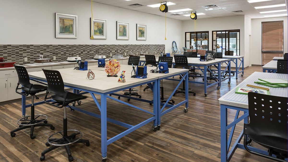 Fused Glass Club of Robson Ranch Arizona Profile Nancy Fisher Robson