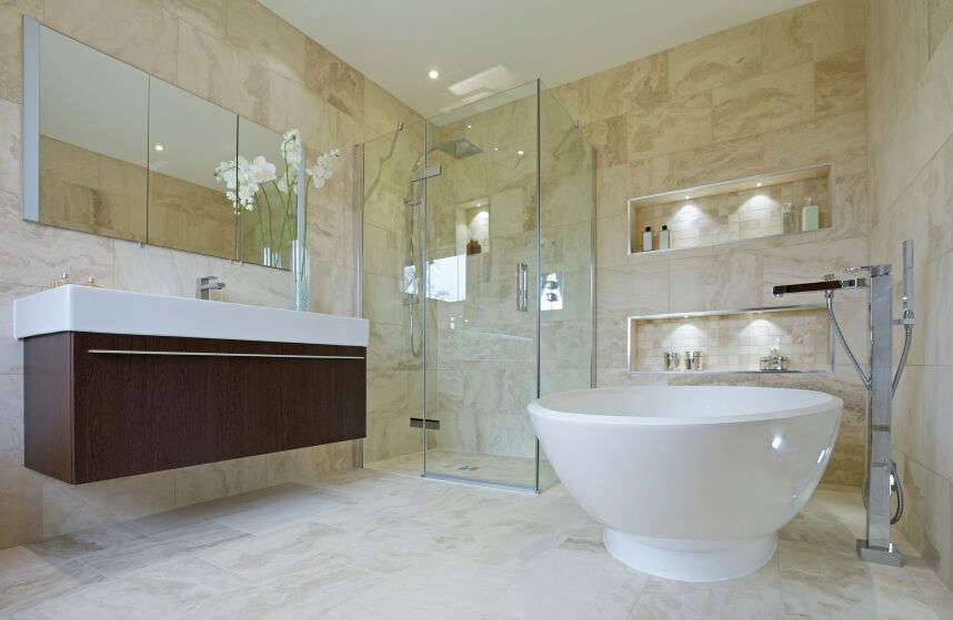 20 Elegant Bathrooms With Corner Showers (DESIGNS)