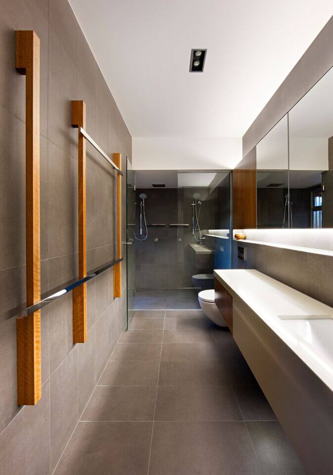 30 Fantastic Bathrooms with WalkIn Showers (PICTURES)