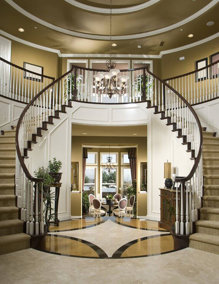 23 Elegant Foyers with Spectacular Chandeliers (IMAGES)