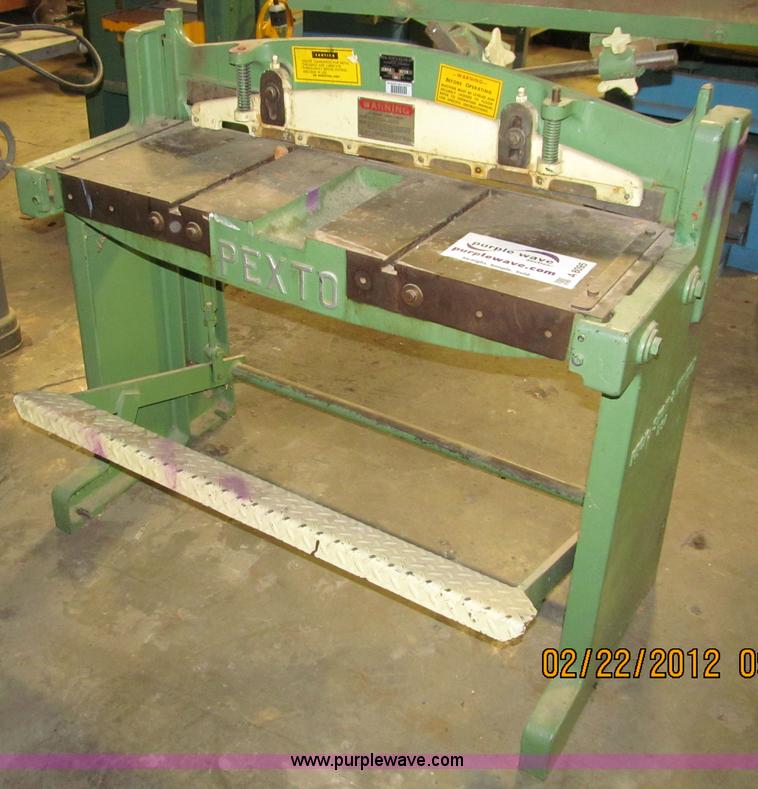 Peck, Stow & Wilcox 137L metal cutter in Des Moines, IA Item A8095