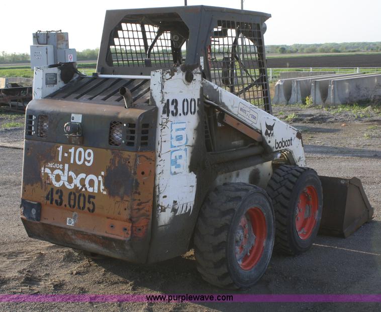 1995 Bobcat 753 skid steer in Perry, KS Item B6530 sold Purple Wave