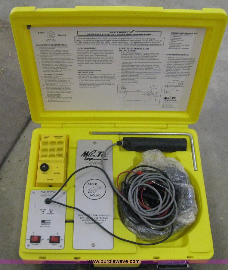 Cable Hound DSP cable and pipe locator in Wichita, KS Item R9609 sold