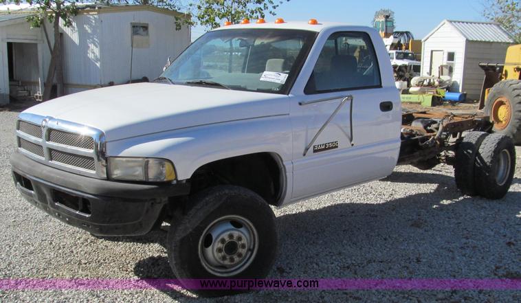 1994 Dodge Ram 3500 pickup truck cab and chassis in Joplin, MO Item