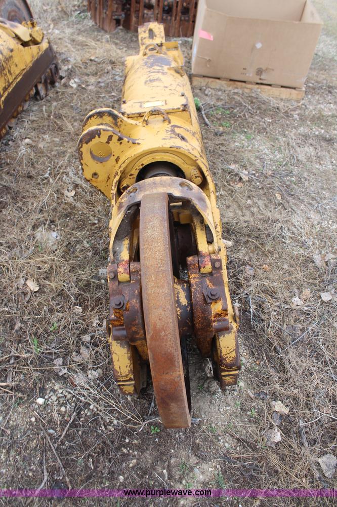 Caterpillar 963C system one undercarriage in Manhattan, KS Item