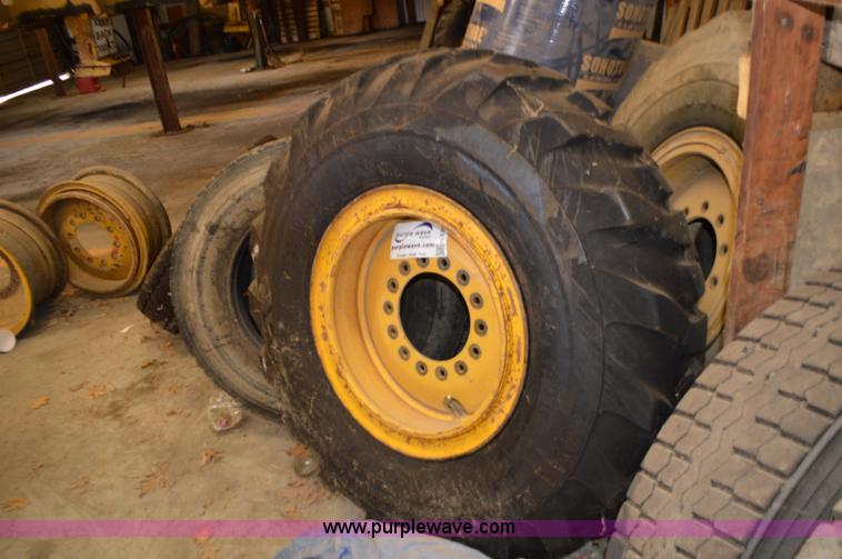 Titan 1424 motor grader tire in Jackson, MO Item K5368 sold Purple