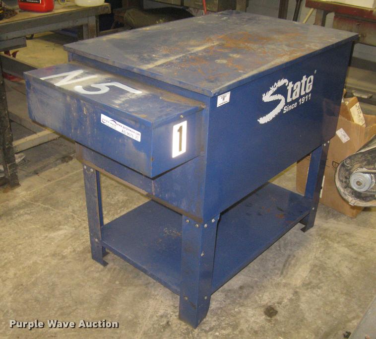 State parts washer in Wichita, KS Item AS9675 sold Purple Wave